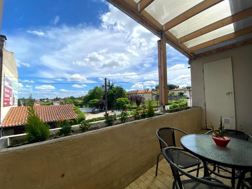 Apartmán Appart Aux Deux Colombes Avec Balcon Et Garage Pamiers Exteriér fotografie